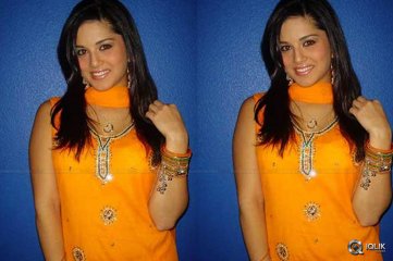 Sunny Leone Rare Photos